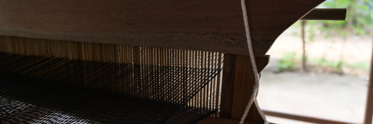 Wooden reed on the loom, ready to use. Photo: Sasicha Srijanchom.