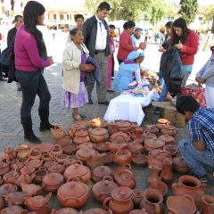 Selling pots at a fair, Loja, Ecuador (Photo: Catherine Lara)