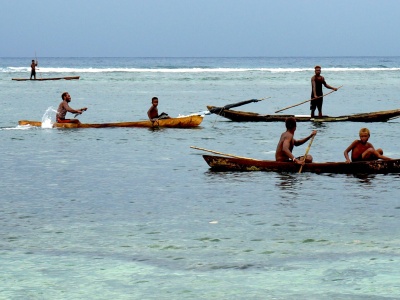 Lau fisherfolk (Malaita, Solomon Islands). Credit: Geoffrey and Stephanie Hobbis.
