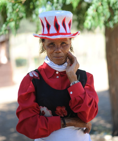 Woman with a crochet hat. Photo: Velina Ninkova