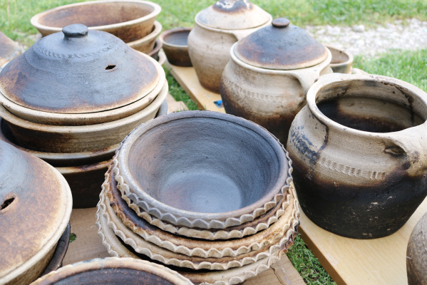 Fired pottery ready for market Ularice (2018). Photo: Mark Jackson