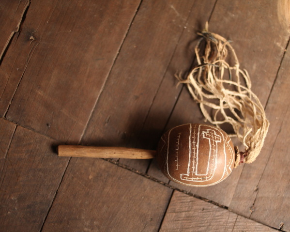 Gourd rattle chéhkého used in the Méémeba ritual. Photo: Maria Luísa Lucas, 2020
